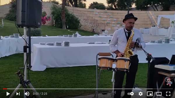 Video delle esibizioni PePeNeRo con musica e animazione per eventi